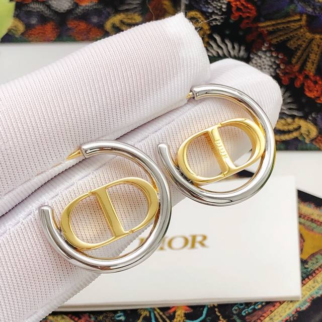 Code Ded0494 Ch*Nel Latest Model Cd Round Gold And Silver Combination, Consisten
