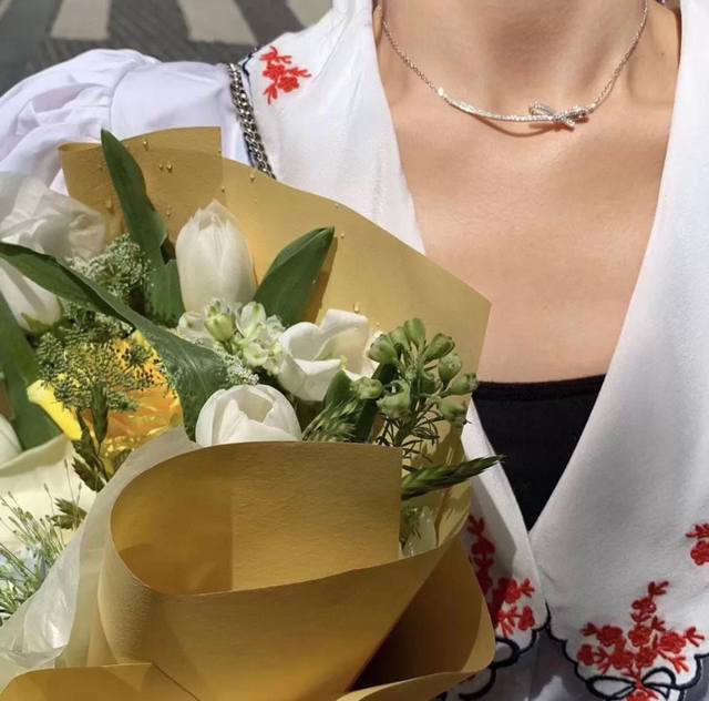 Price: Butterfly Knot Necklace Zp Over 50,000, Truly Expensive, But It's So Beau