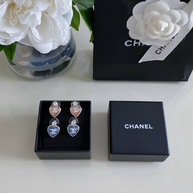 High-Quality, Details As Shown In The Photo. 0800100 Fragrant Blue Pink Rhinesto