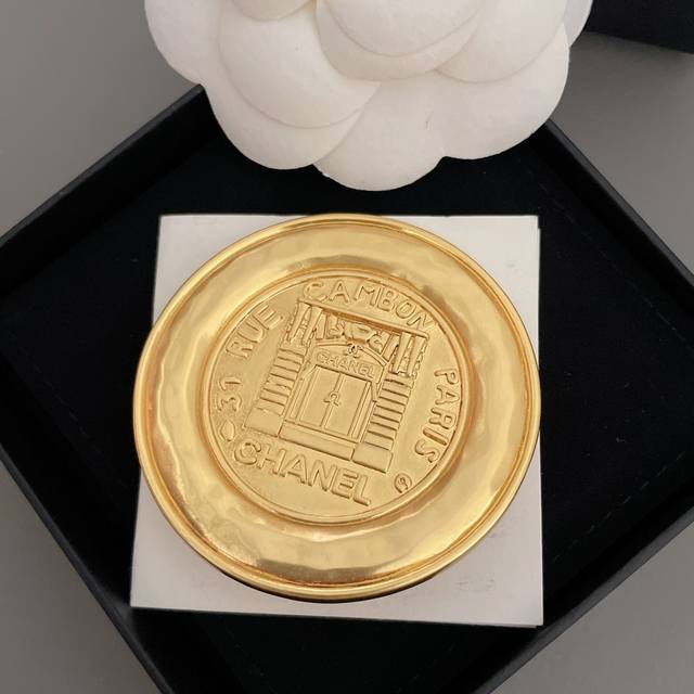 High-Quality, Details As Shown In The Photo. 0700110 Xiang Kangpeng Gold Medal B