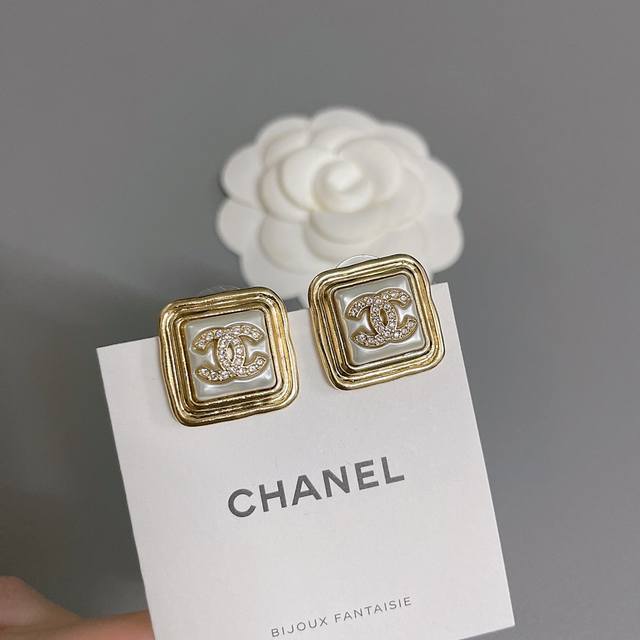 High-Quality, Details As Shown. 0850100 Xiang Fang Zhu Earrings Z 3800, Highly R