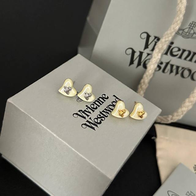 Empress Of The West Heart Pearl Earrings So Exquisite! I Love This Small And Del