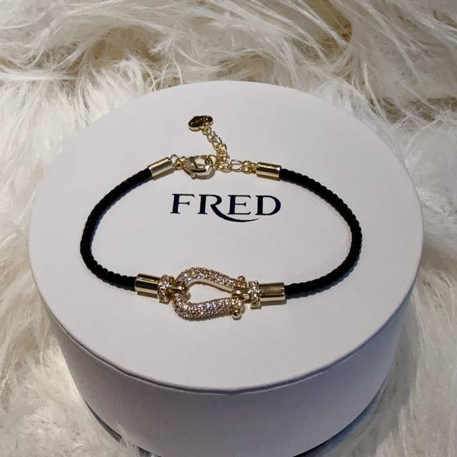 Batch: Hot-Selling Fred Full-Diamond Horseshoe Clasp Bracelet, Versatile And Sty