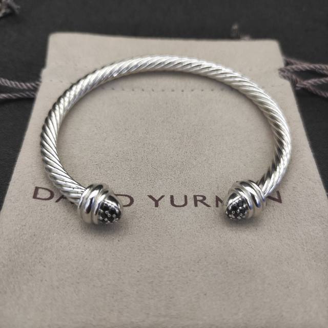 David Yurman 5Mm Half-Set Black Diamond Bracelet. Recommended Wrist Circumferenc