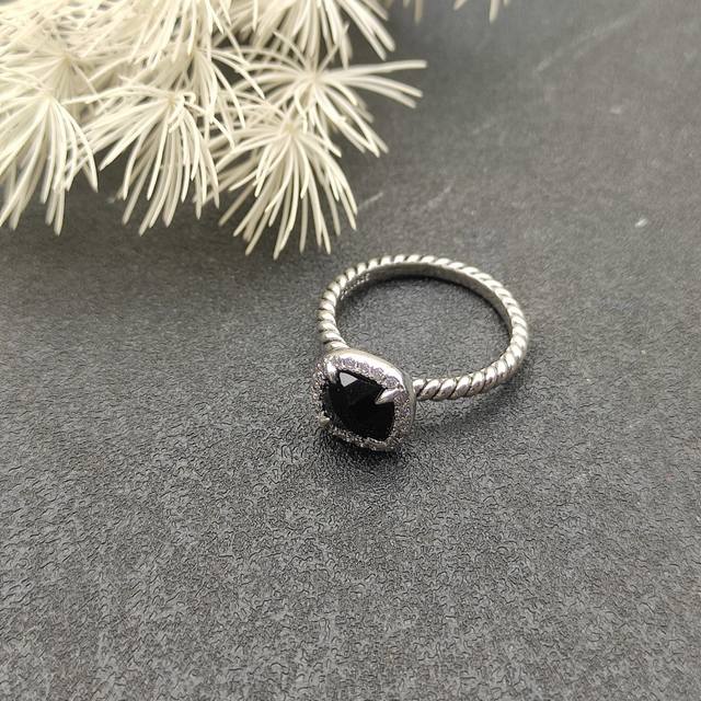 David Yurman Four-Prong Square Diamond Ring, Black Diamond Edition. Size: Us Siz