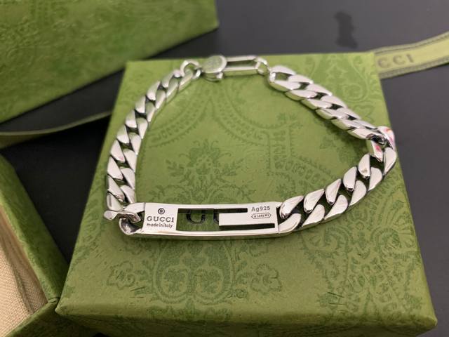 In Stock! Gucci Gucci Openwork G Interlocking Bracelet In Stock Length: 18-20-22