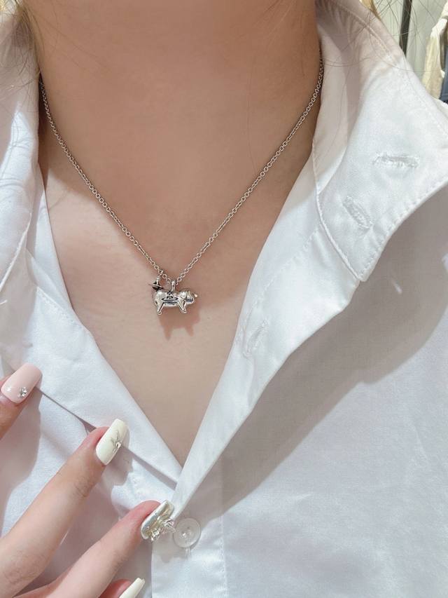 High-Quality Details As Shown Vivienne Newest Wood Pig Necklace Baby, What Is Th