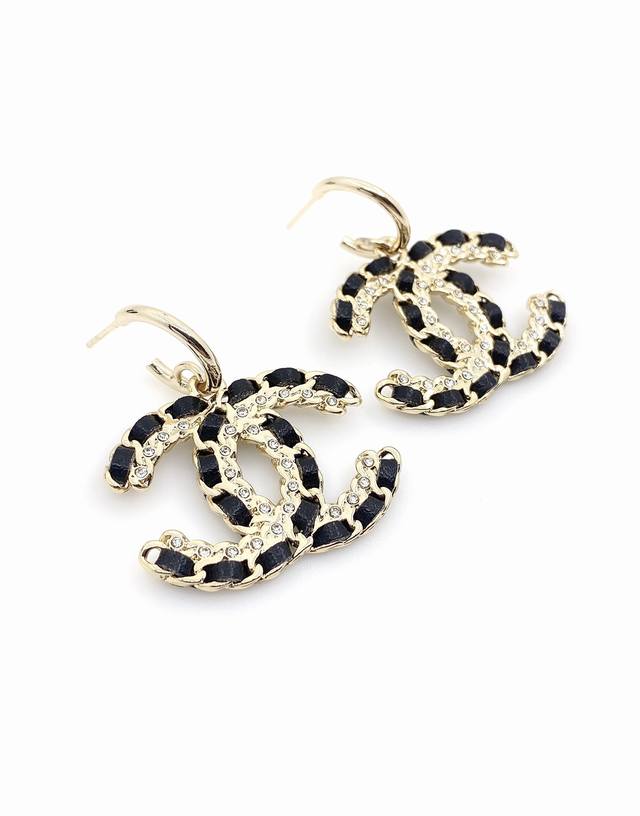 Chanel Little Chanel Early Spring New Arrival Black Chain Double C Ear Hooks, Se