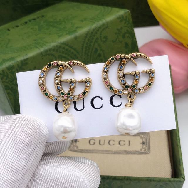 Code Ged0086 Gucci Color Diamond Stud Earrings And Pendants - Retro-Style Stud E
