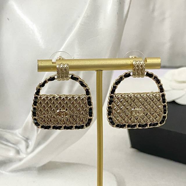 Code E2266 Chanel Ear Studs, Best-Selling Style Now Available. Consistent Zp, Wi