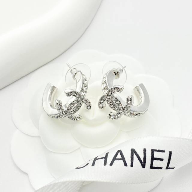 Today's New Arrival, Code E3059, Chanel Ear Studs, Hot-Selling New Arrival, Chan