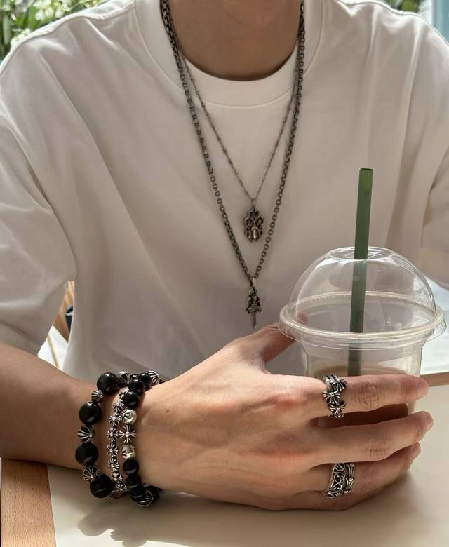 New Arrival, Boutique Quality Chrome Hearts Classic Retro Twisted Necklace, Vine