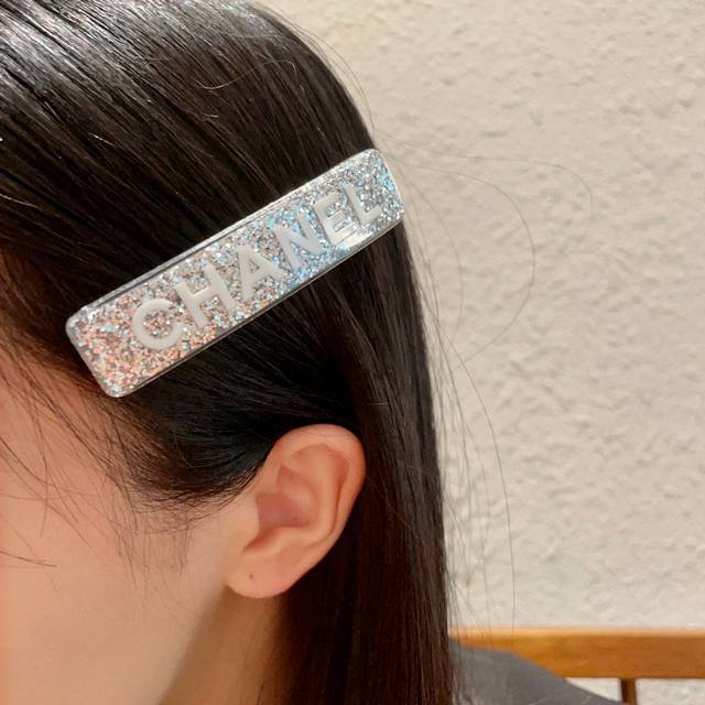 Chanel Letter Hairpin