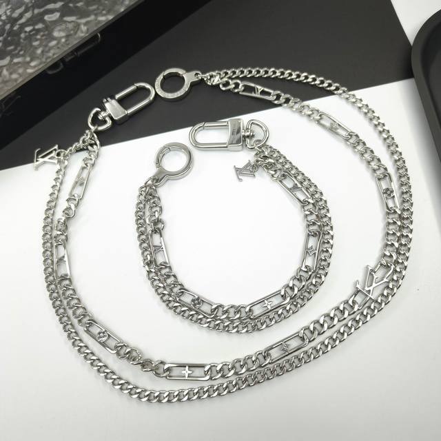 Short, Long Lv Figaro Belt Chain M02216 Lv Figaro Belt Chain Crafted From Lustro