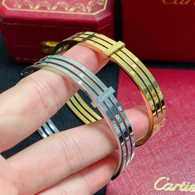 Cartier Official Website Latest Release: Hot-Selling Narrow-Style Medium-Sized B
