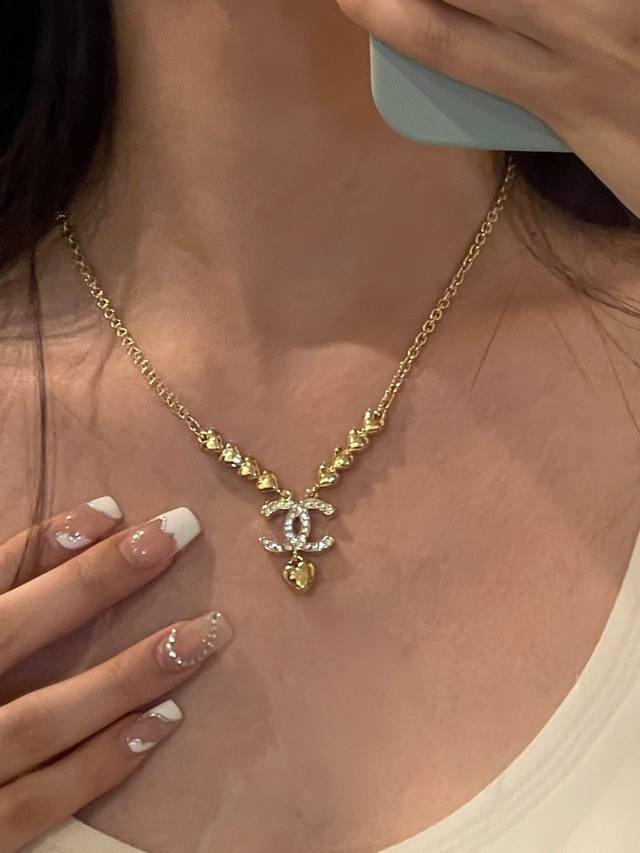 Code Xxl0039 Chanel Goose Heart-Shaped Necklace A Must-Have For Everyone, It's R