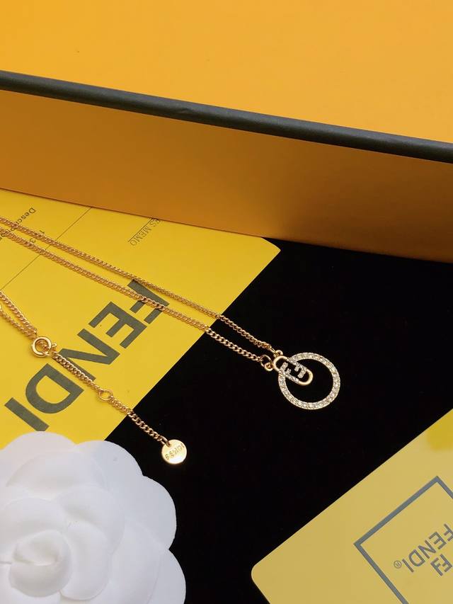 Fendi Letter Necklace, High-End Customization, Best-Selling New Arrival, Necklac