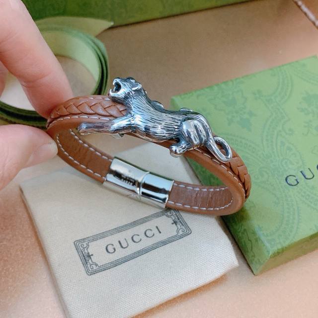 Gucci Bracelet, Latest Model, Pure Handmade Top-Grain Leather, Higher Quality, C