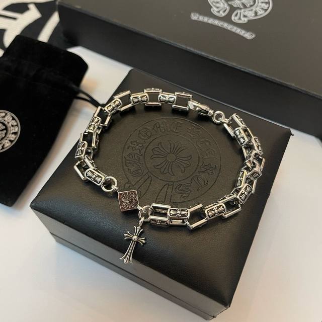 Batch New Arrival, Boutique Quality Chrome Hearts Classic Retro Cross Dice Brace