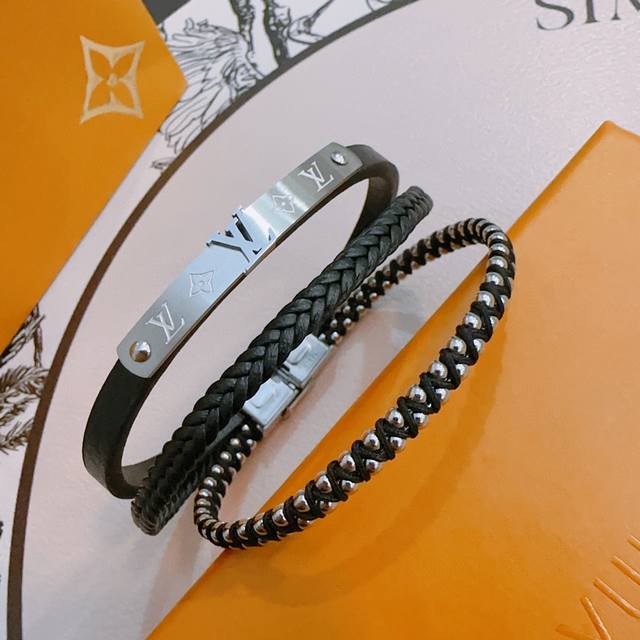 High-Quality Louis Vuitton Calfskin Leather Bracelet, Authentic Store-Quality Ne