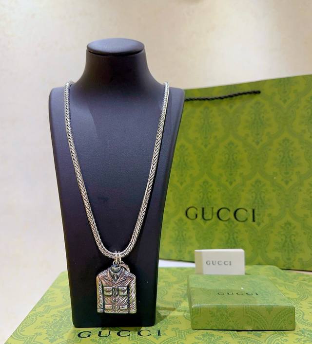 New Release: Gucci Necklace Latest Model With Higher-Grade Chain, Celebrity-Insp