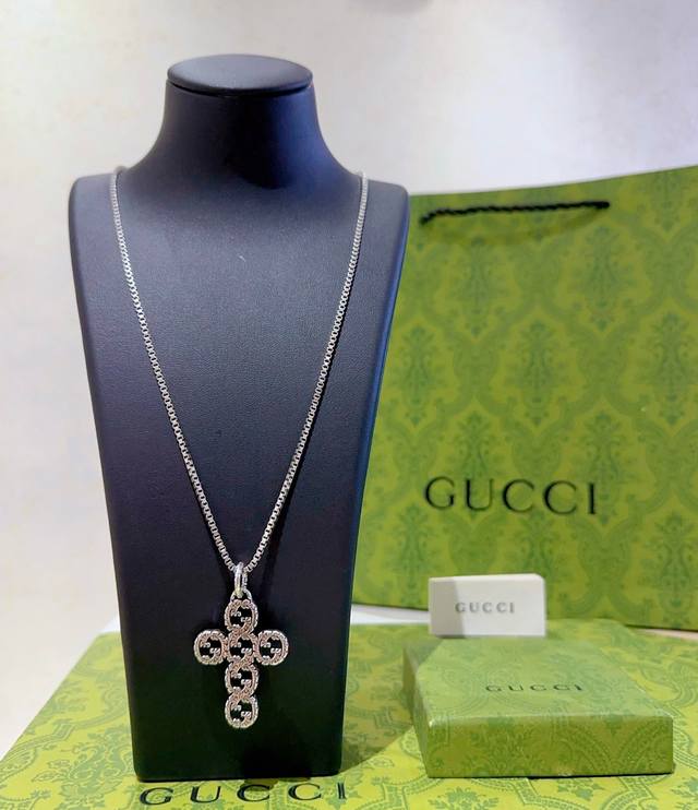 Gucci Necklace Latest Model With Higher-Grade Chain, Celebrity-Inspired Anger Fo