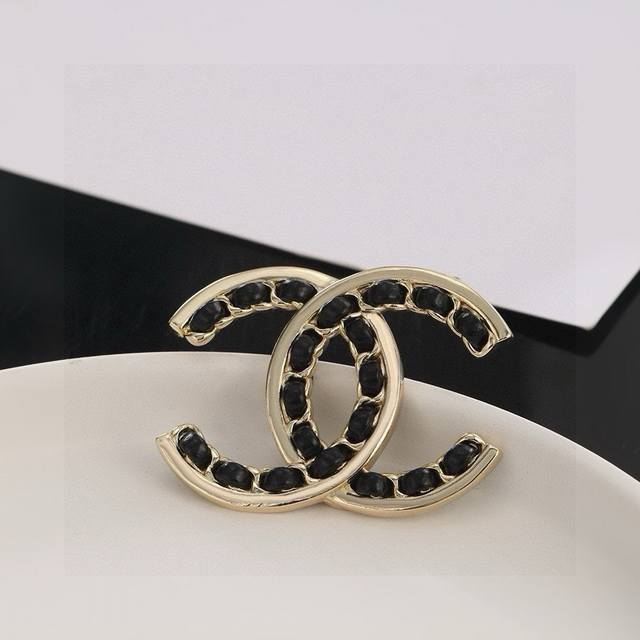 Chanel New Arrival Double C Black Leather Brooch Classic Design, Must-Have Item