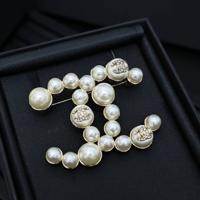 Chanel Classic Pearl Double C Brooch The Pearl Double C Brooch Highlights Its Un