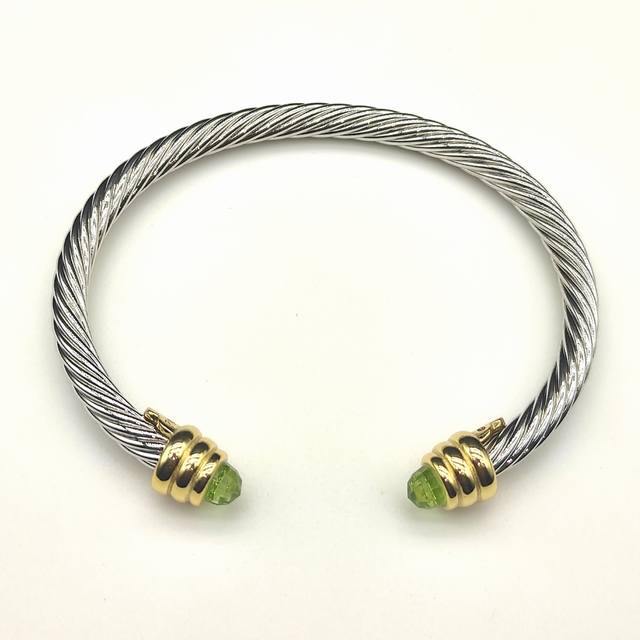 David Yurman 5Mm Gold-Plated Light Green Bracelet. Recommended For Wrist Circumf