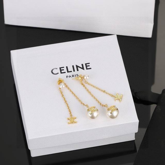 Celine New Kai Xuan Door Stud Earrings: Unique Design, Bold Personality, Redefin