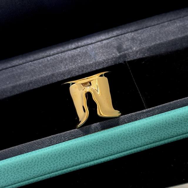 A4397 Exclusive Debut, High-End Custom-Made, Now Available. New Design With Irre