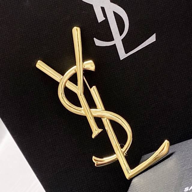 Ysl Saint Laurent Boutique New Arrival, The Antique Gold-Plated Brooch, Is The M