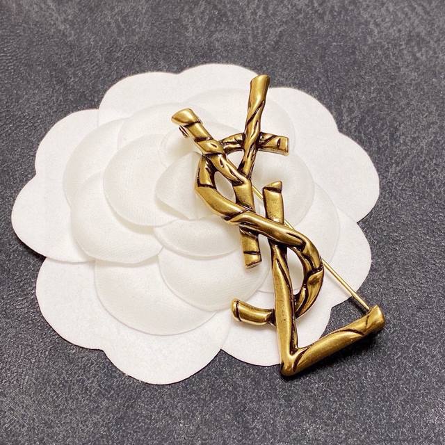 Ysl Saint Laurent Boutique New Arrival Antique Bronze Vintage Brooch, The Most U