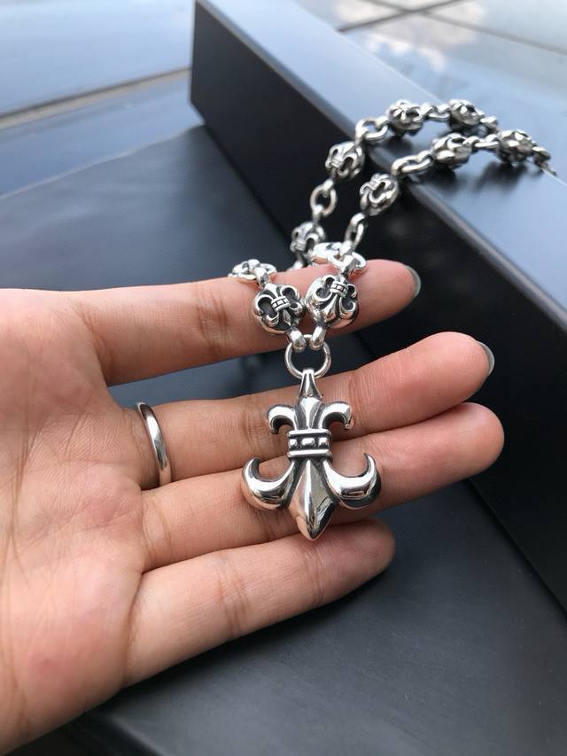 Chrome Hearts Scout Flower Necklace, Celebrity-Inspired, Handcrafted With A Meta