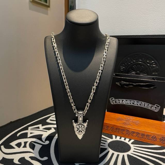 New Arrival, Boutique Quality Chrome Hearts Classic Retro Multi-Element Necklace
