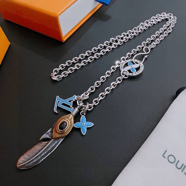 Louis Vuitton Lv Necklace Authentic Store-Quality New Model Retro Fashion Must-H