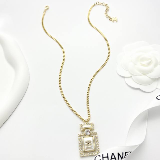 Today's New Arrival, Code N881 0264825 Chanel Necklace, Hot-Selling New Arrival.