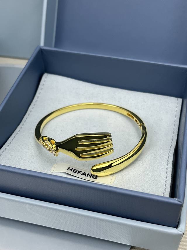 New Arrival Hefang Dinnerware Bracelet