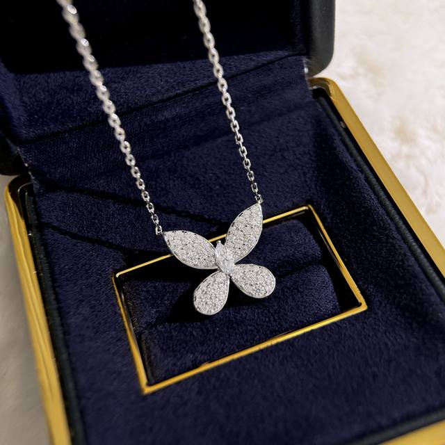 A3619 High-End Jewelry Graff Butterfly Large Necklace The Jewelry Features The F