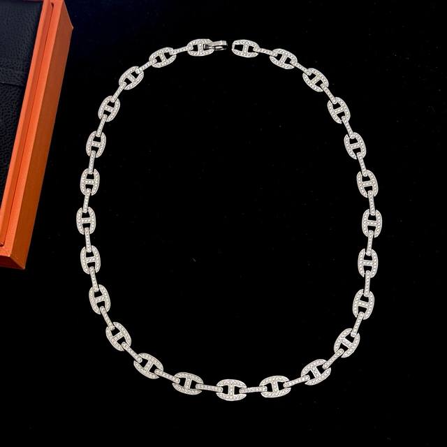 A4862 H-House Pig Nose Series New Luxury Pig Nose Full Diamond Necklace Exclusiv