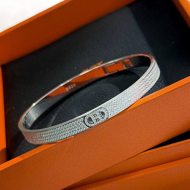 C626 H-Brand New Luxury Full-Diamond Pig-Nose Bracelet, Exclusive Custom-Made De