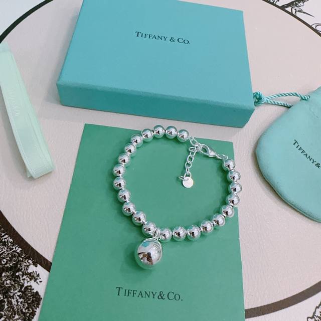 Tiffany Tiffny&Co. Official Store Premium Silver Bracelet - Celebrity Edition, V