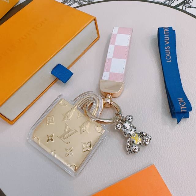 New 999 Pure Gold Lv Keychain, Lv Bag Clasp, Latest Model Bag Accessory With Hig