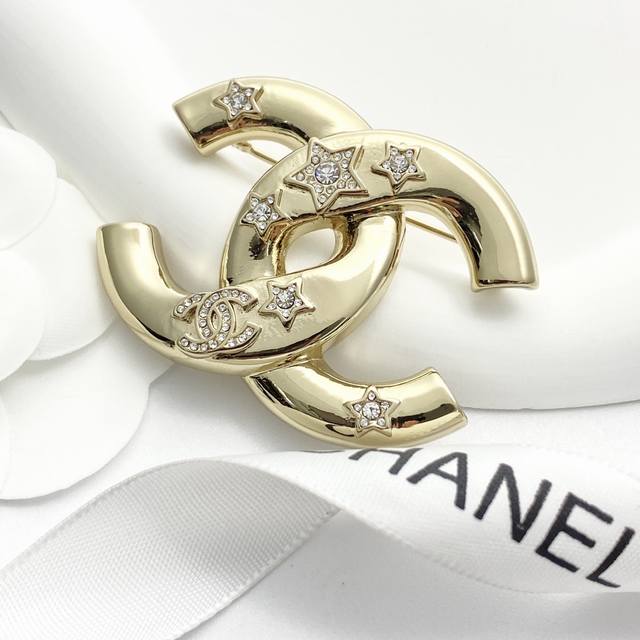 Today's New Arrival, Code A780 0267820 Chanel Brooch Hot Seller Now Available, C