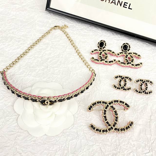 Code E2357 0273825 Chanel Ear Studs, Hot-Selling New Arrivals, Consistent With Z