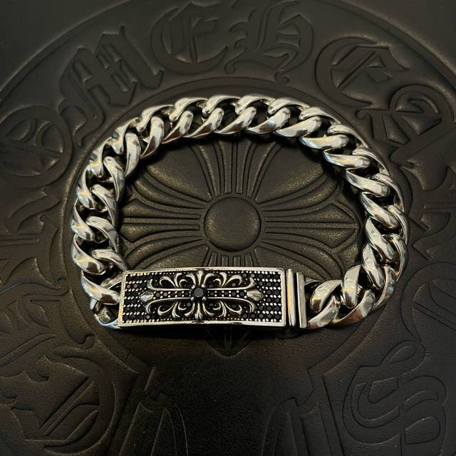 Authentic Store Quality Chrome Hearts Classic Retro Cross Flower Black Diamond S