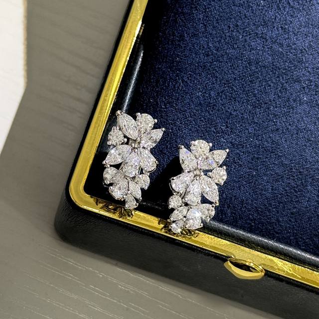 A2375 Premium New Arrival Horse Eye Star Stud Earrings, Made From Imported S925