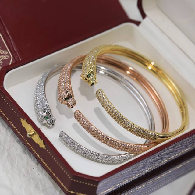 Full-Diamond Head And Tail, Bold Leopard Bracelet. Cartier Bracelet, Anth Re De