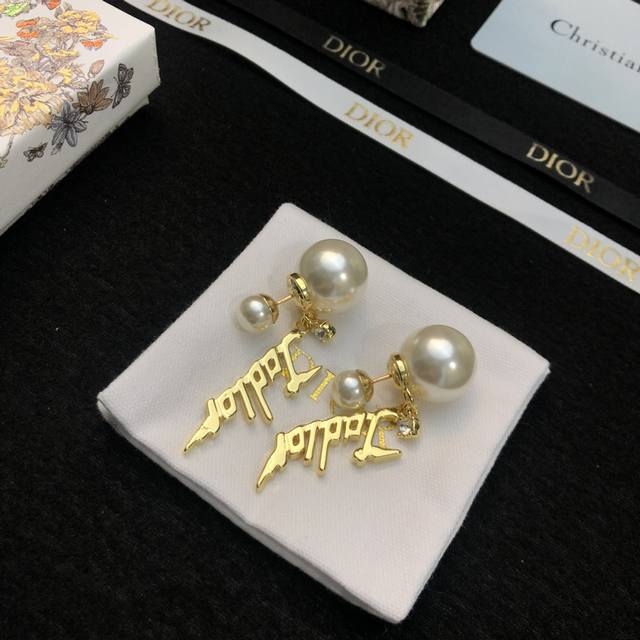 Dior Letter Earrings, New Arrival From The Official Store, Absolutely Stunning,