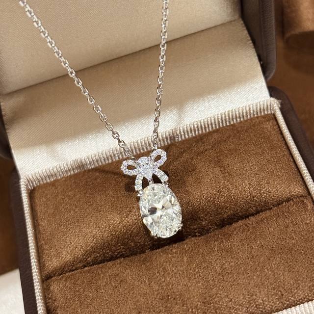 A5971 Simulated Diamond, Luxury New Design, Butterfly Bow, Pigeon Egg-Shaped Nec